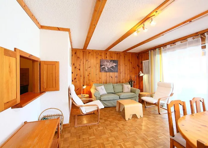 Hyacinthe 2 By Interhome *